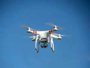 samodzielna budowa drona